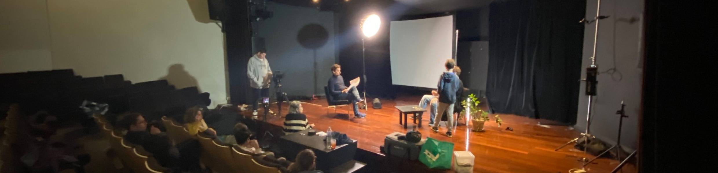 Tournage et réalisation d'un faux documentaire